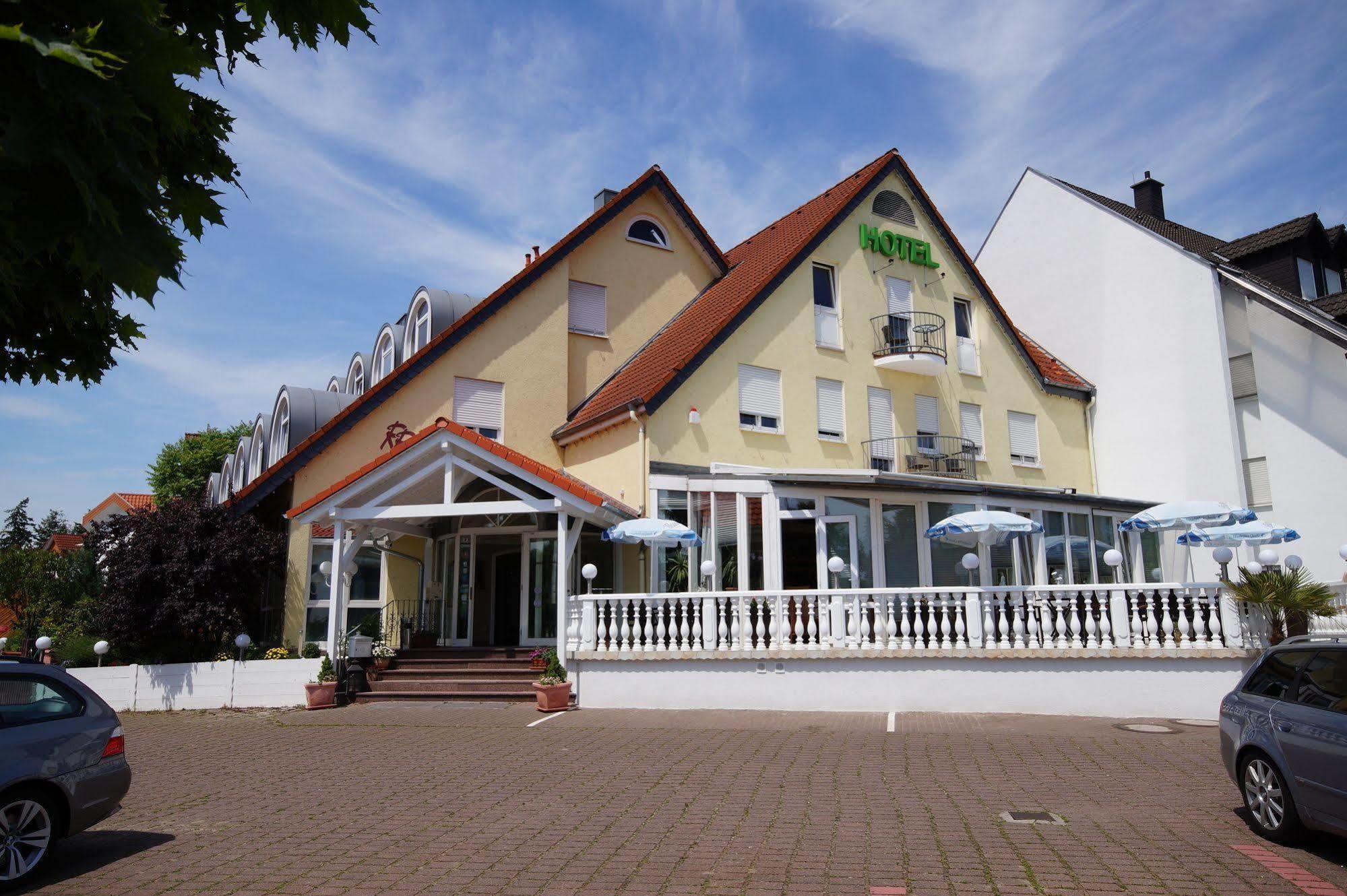 Hotel Bauschheimer Hof Rüsselsheim Dış mekan fotoğraf